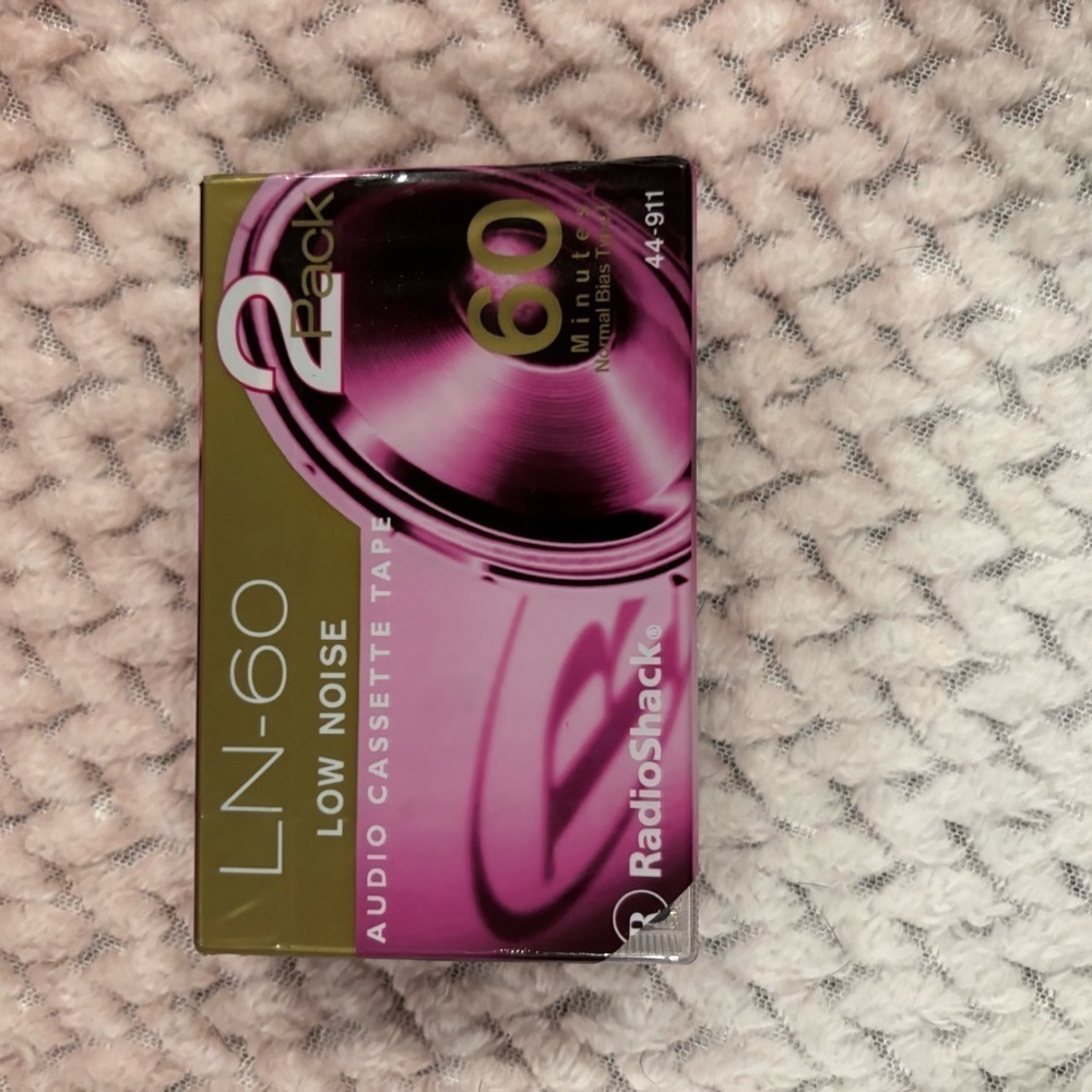 2 Pack new in packaging audio cassettes - Picture 2 of 4